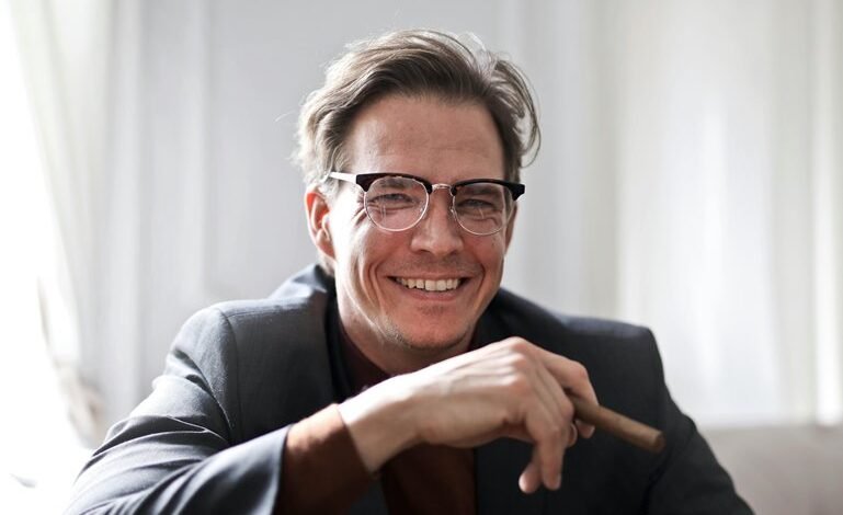 corporate intelligence structuring note